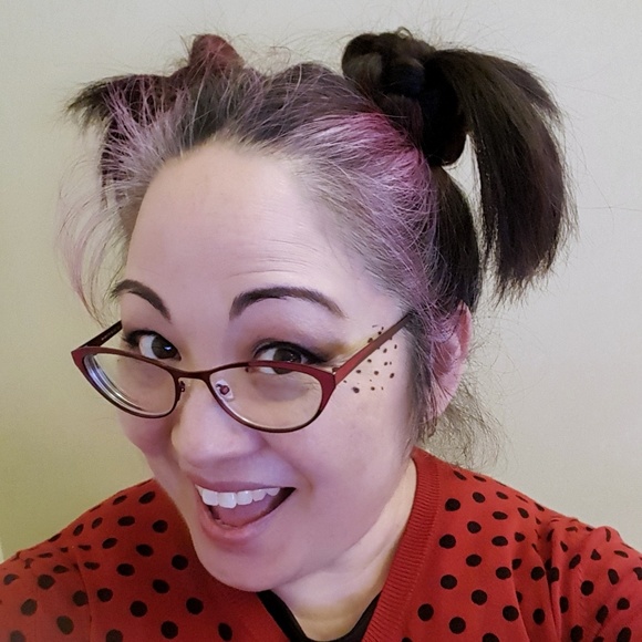 Meet your Posher, Marlo M. - Picture 3 of 3